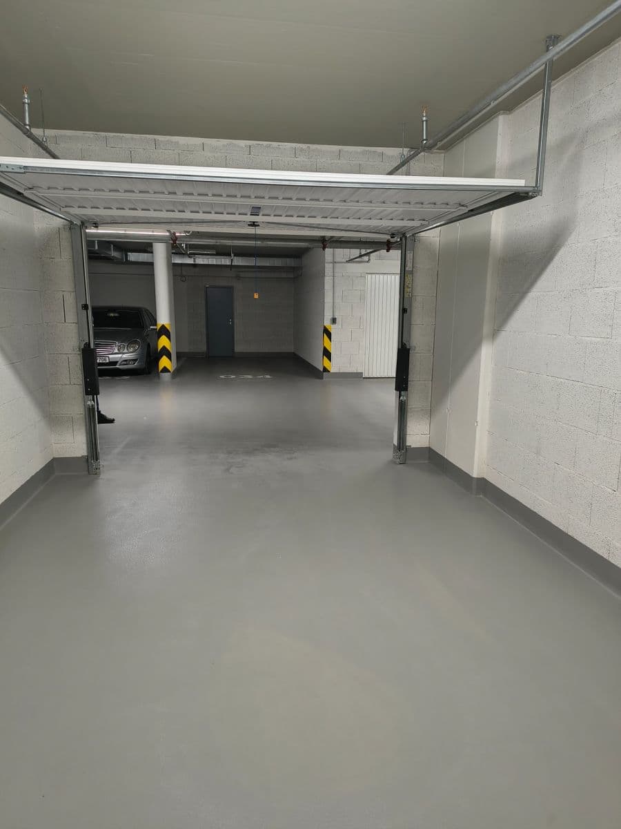 Prenájom garáže 16 m², Gerstelova, Praha, Praha Prenájom garáže 16 m², Gerstelova, Praha, Praha
