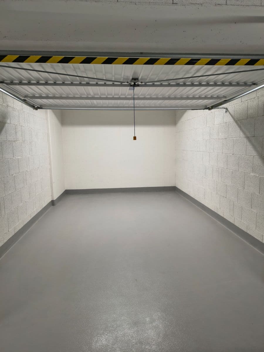 Prenájom garáže 16 m², Gerstelova, Praha, Praha Prenájom garáže 16 m², Gerstelova, Praha, Praha