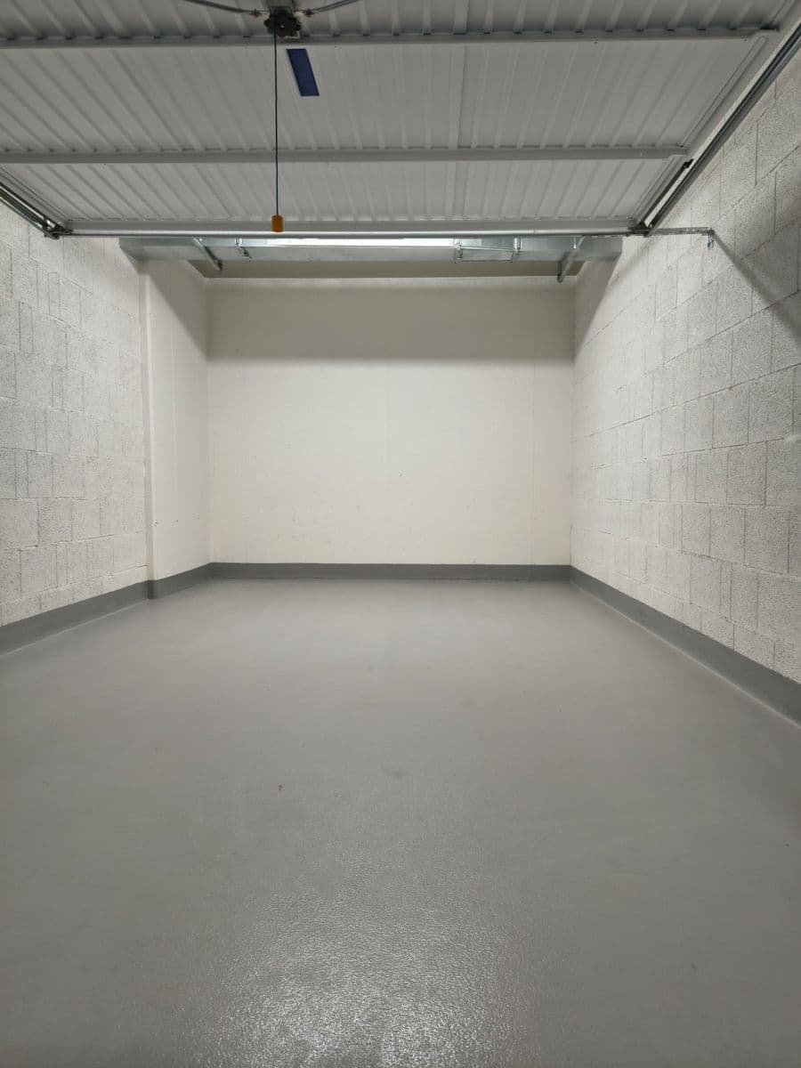 Prenájom garáže 16 m², Gerstelova, Praha, Praha Prenájom garáže 16 m², Gerstelova, Praha, Praha