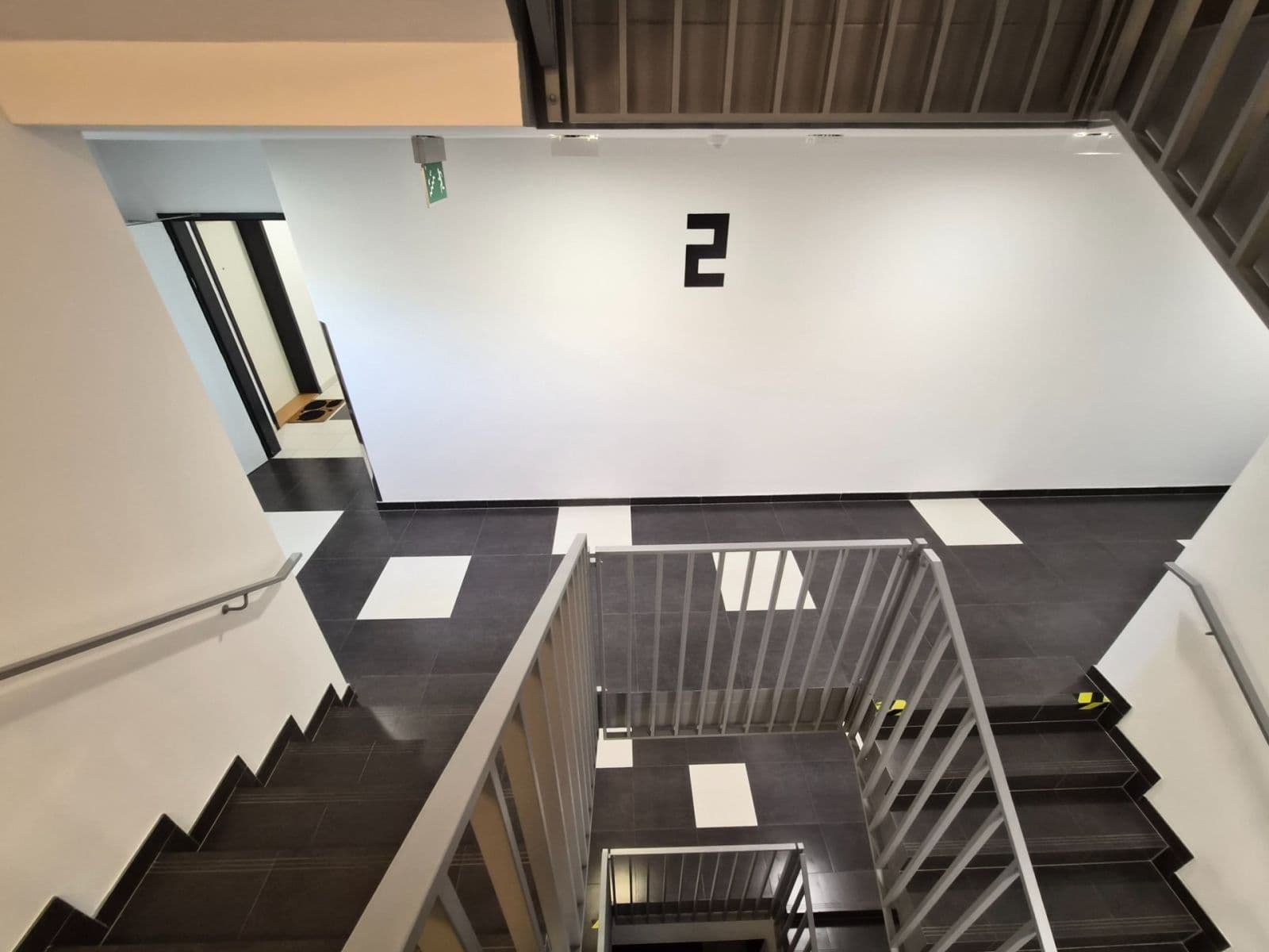 Prenájom bytu 1-izbový 38 m², Strnadových, Praha, Praha Prenájom bytu 1-izbový 38 m², Strnadových, Praha, Praha