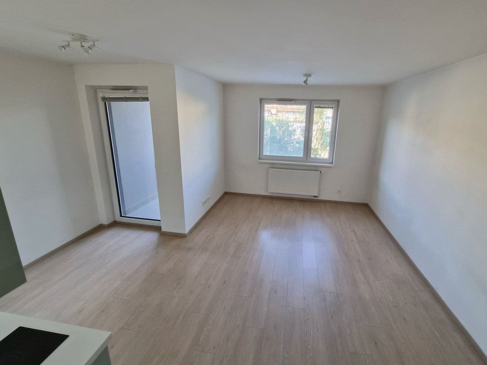 Prenájom bytu 1-izbový 38 m², Strnadových, Praha, Praha Prenájom bytu 1-izbový 38 m², Strnadových, Praha, Praha
