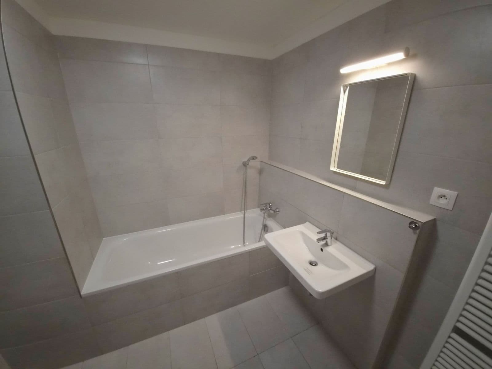 Prenájom bytu 1-izbový 38 m², Strnadových, Praha, Praha Prenájom bytu 1-izbový 38 m², Strnadových, Praha, Praha