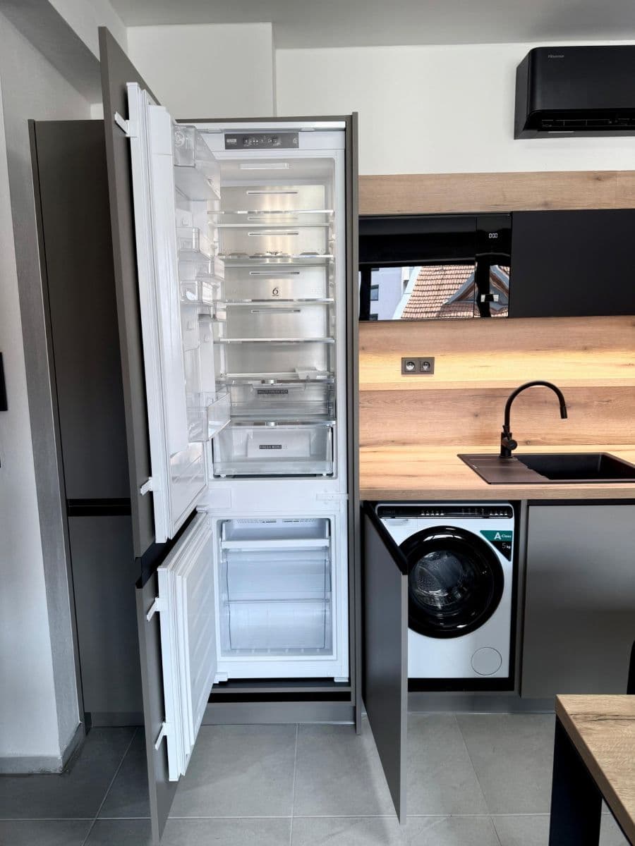 Prenájom bytu 1-izbový 42 m², Šmejkalova, Brno, Jihomoravský kraj Prenájom bytu 1-izbový 42 m², Šmejkalova, Brno, Jihomoravský kraj