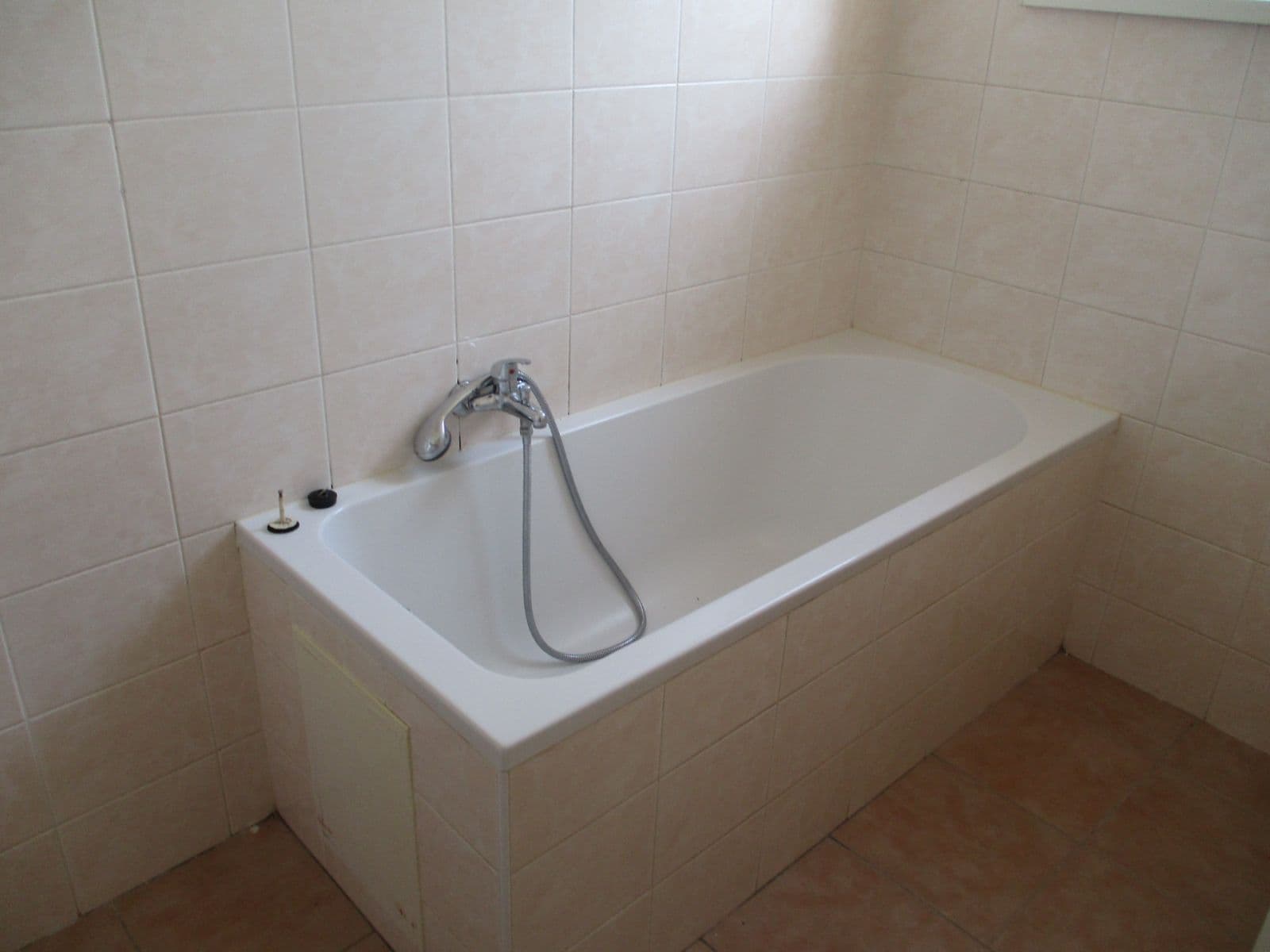 Prenájom bytu 2-izbový 75 m², Vančurova, Tábor, Jihočeský kraj Prenájom bytu 2-izbový 75 m², Vančurova, Tábor, Jihočeský kraj