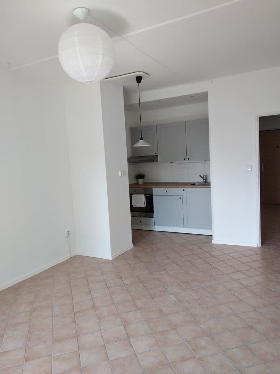 Predaj bytu 1-izbový 35 m², Jana Masaryka, Hradec Králové, Královéhradecký kraj Predaj bytu 1-izbový 35 m², Jana Masaryka, Hradec Králové, Královéhradecký kraj