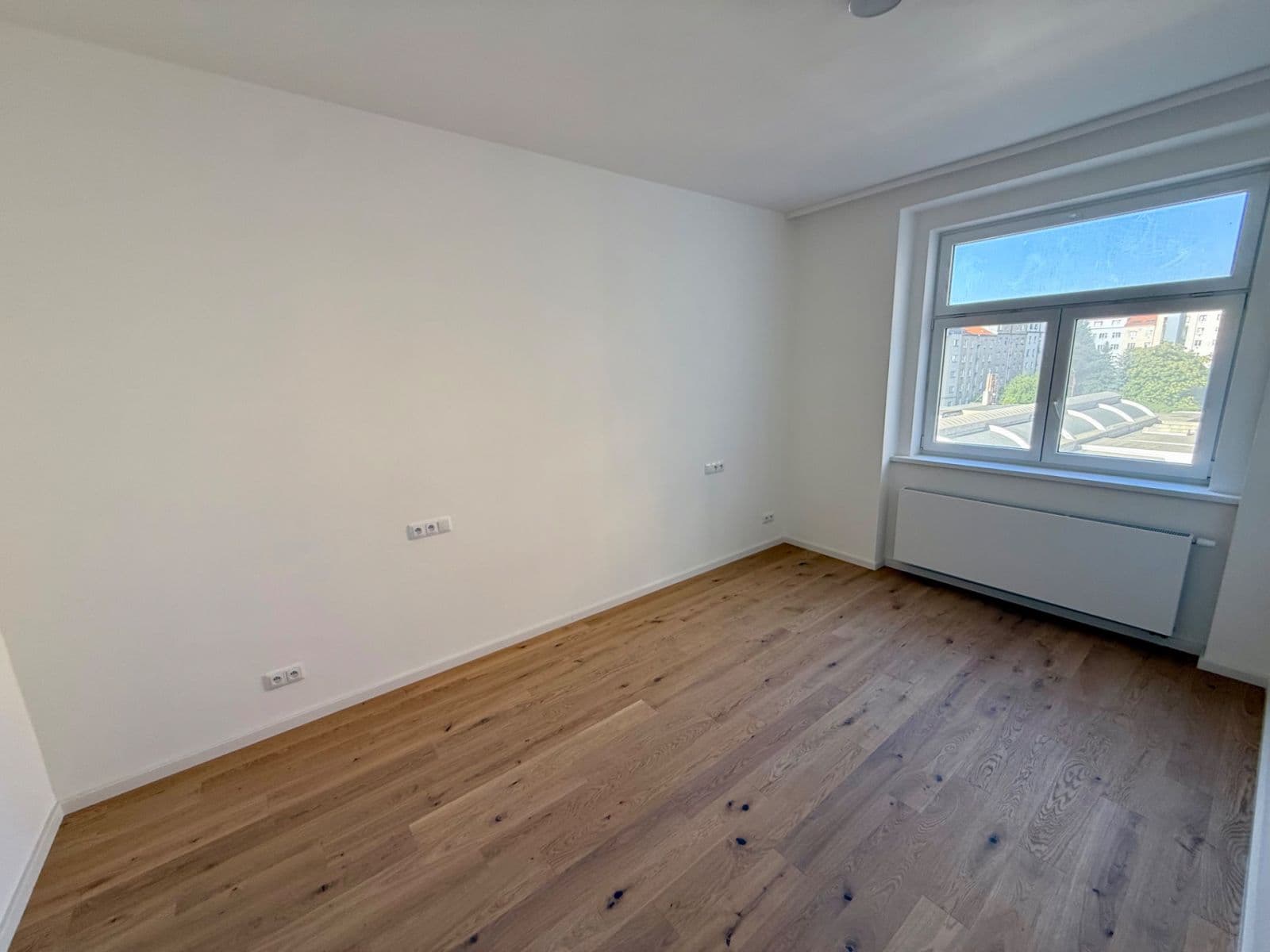 Prenájom bytu 2-izbový 55 m², Jeseniova, Praha, Praha Prenájom bytu 2-izbový 55 m², Jeseniova, Praha, Praha
