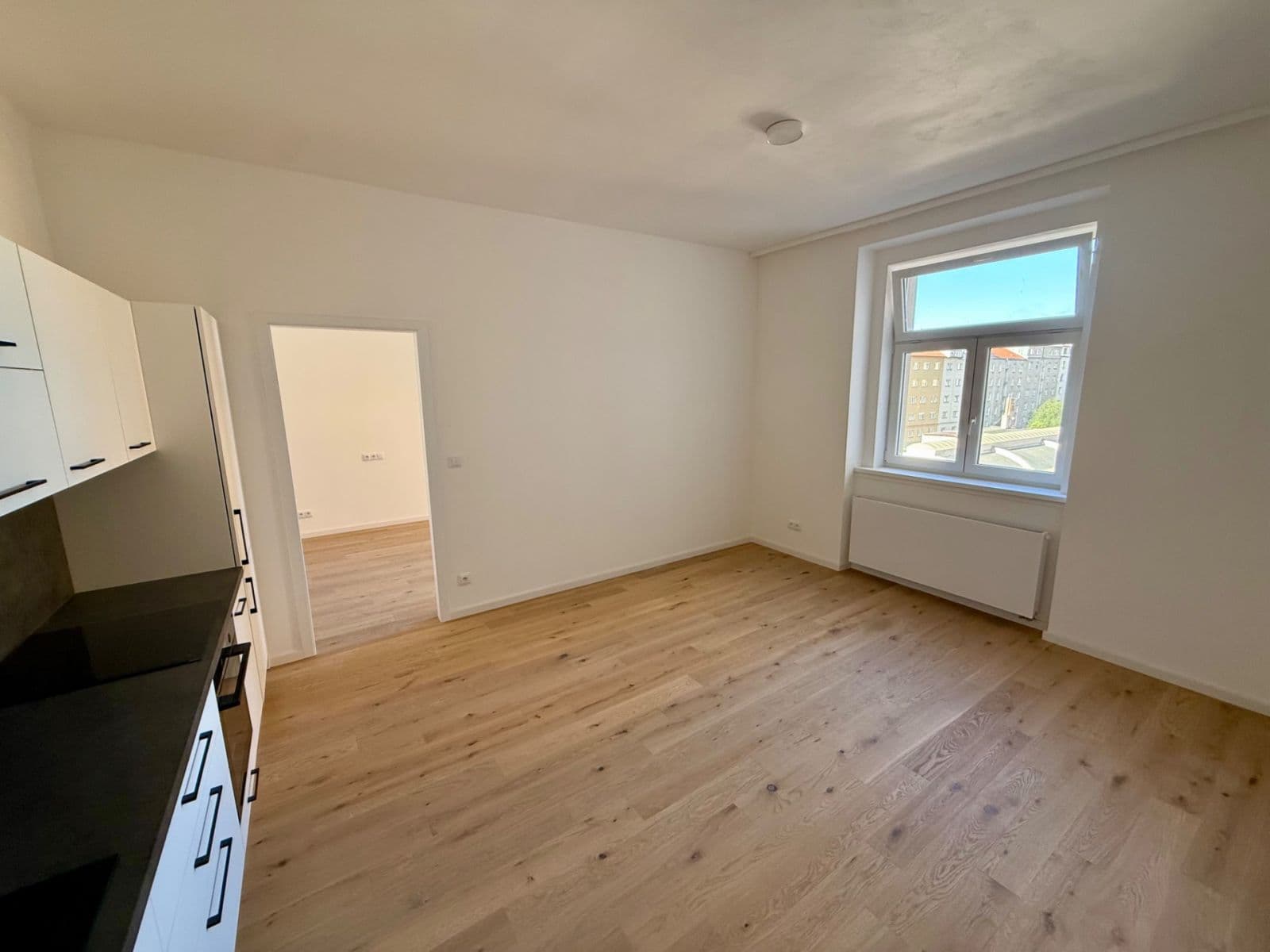 Prenájom bytu 2-izbový 55 m², Jeseniova, Praha, Praha Prenájom bytu 2-izbový 55 m², Jeseniova, Praha, Praha