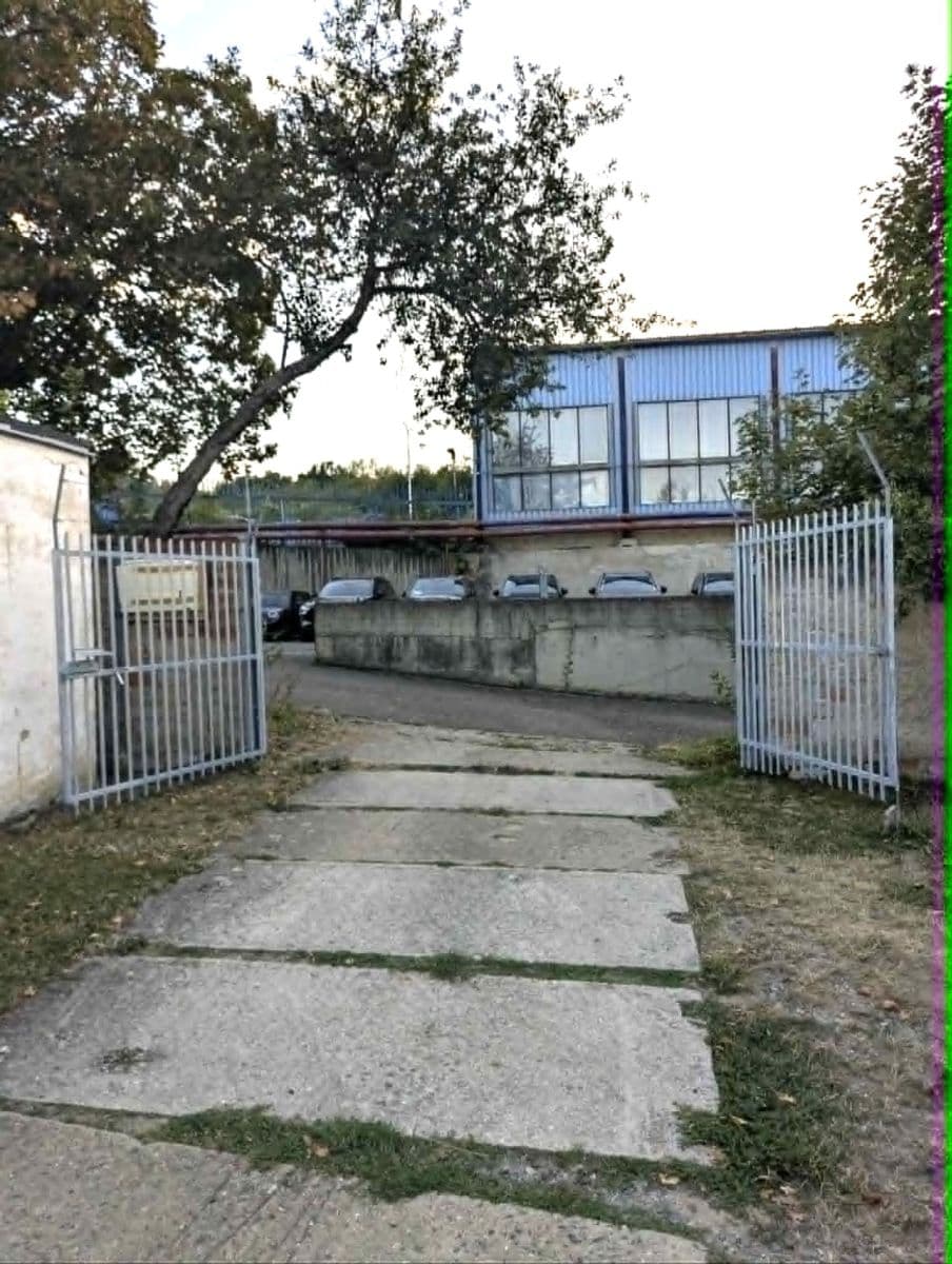 Prenájom garáže 19 m², Praha, Praha Prenájom garáže 19 m², Praha, Praha