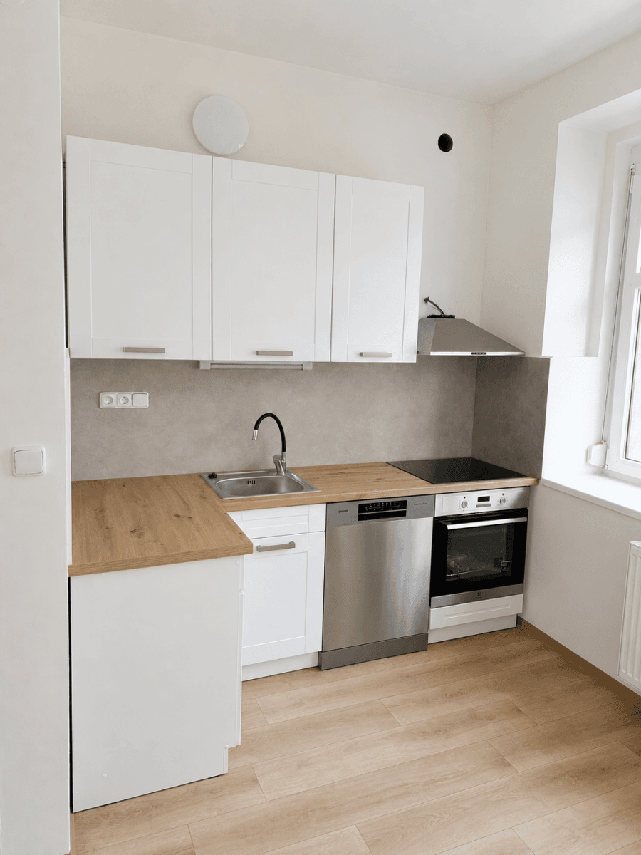 Prenájom bytu 3-izbový 55 m², Bohnická, Praha, Praha Prenájom bytu 3-izbový 55 m², Bohnická, Praha, Praha