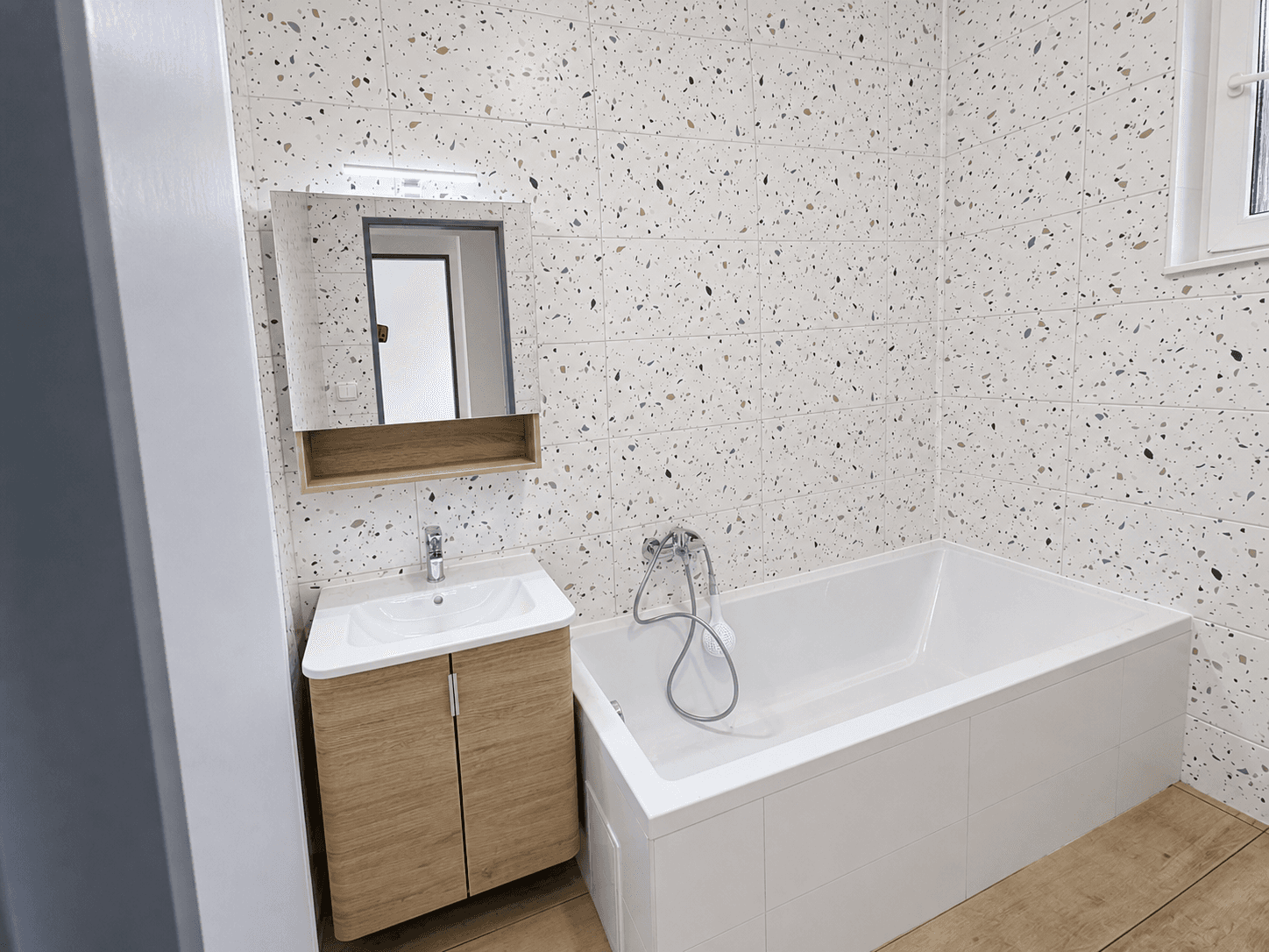 Prenájom bytu 3-izbový 55 m², Bohnická, Praha, Praha Prenájom bytu 3-izbový 55 m², Bohnická, Praha, Praha
