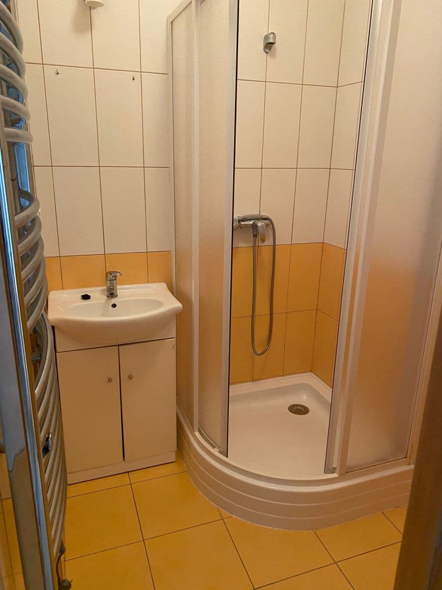 Prenájom bytu 2-izbový 55 m², třída Osvobození, Příbram, Středočeský kraj Prenájom bytu 2-izbový 55 m², třída Osvobození, Příbram, Středočeský kraj
