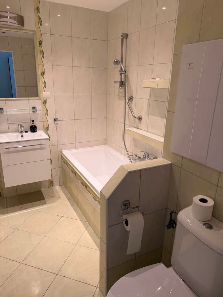 Prenájom bytu 2-izbový 65 m², Sídliště Za Chlumem, Bílina, Ústecký kraj Prenájom bytu 2-izbový 65 m², Sídliště Za Chlumem, Bílina, Ústecký kraj