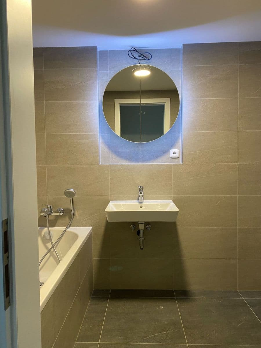 Prenájom bytu 2-izbový 43 m², Mukařovského, Praha, Praha Prenájom bytu 2-izbový 43 m², Mukařovského, Praha, Praha
