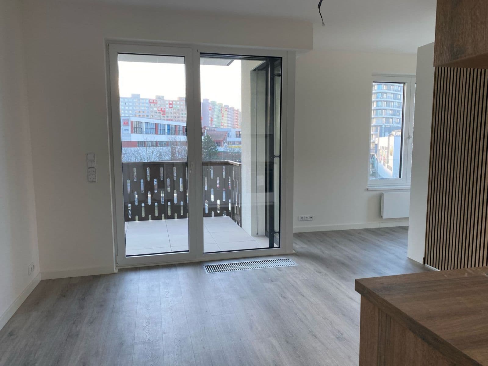 Prenájom bytu 2-izbový 43 m², Mukařovského, Praha, Praha Prenájom bytu 2-izbový 43 m², Mukařovského, Praha, Praha