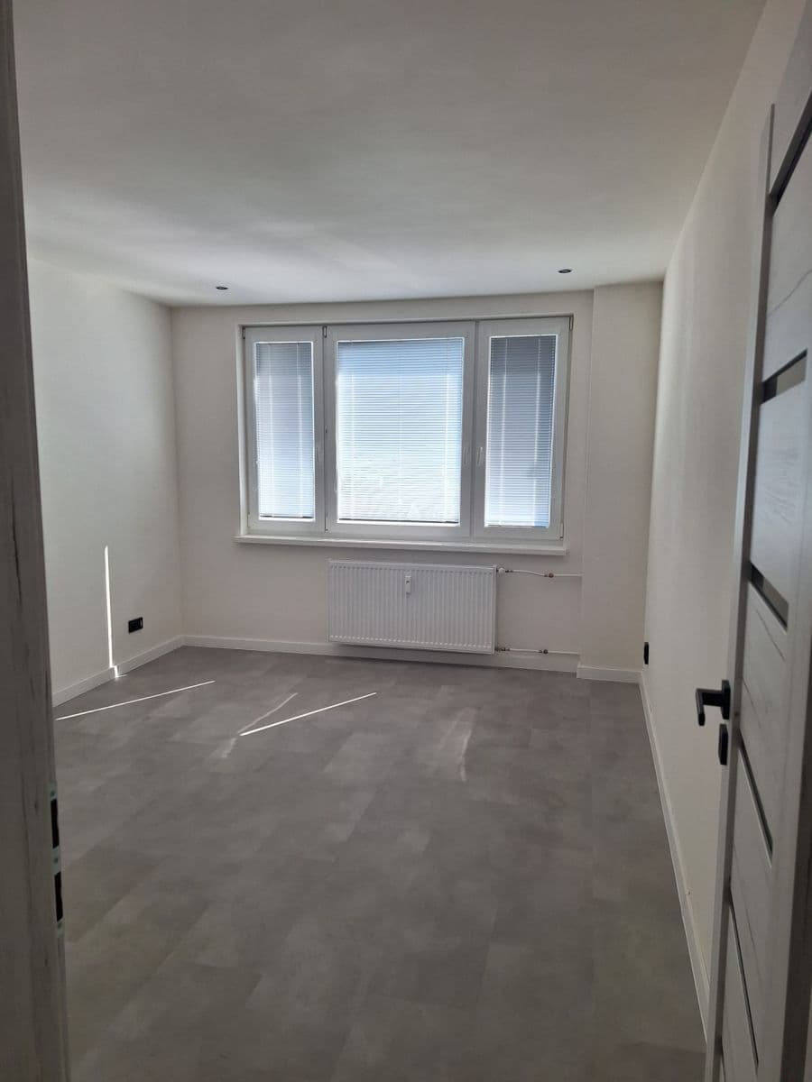 Prenájom bytu 3-izbový 87 m², Dolinky, Detva, Banskobystrický kraj Prenájom bytu 3-izbový 87 m², Dolinky, Detva, Banskobystrický kraj