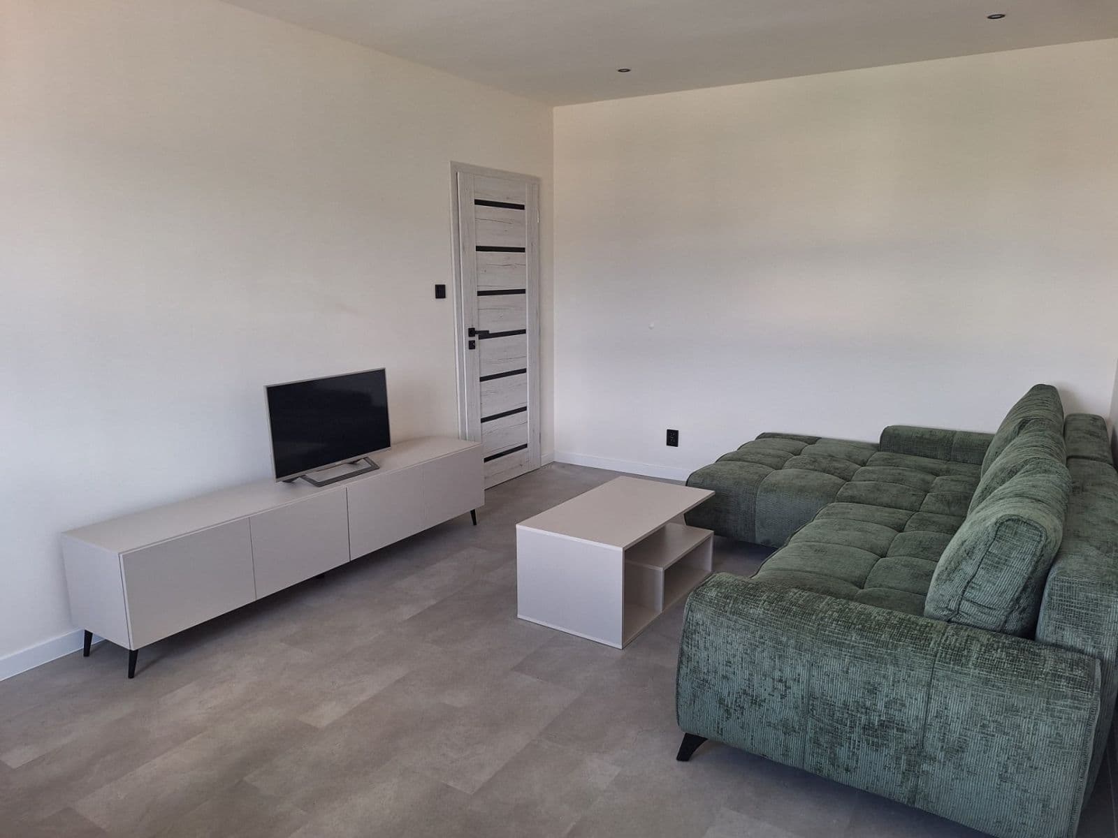 Prenájom bytu 3-izbový 87 m², Dolinky, Detva, Banskobystrický kraj Prenájom bytu 3-izbový 87 m², Dolinky, Detva, Banskobystrický kraj