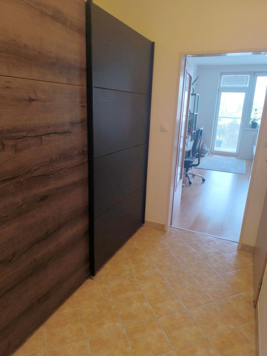 Prenájom bytu 1-izbový 39 m², Podkovářská, Praha, Praha Prenájom bytu 1-izbový 39 m², Podkovářská, Praha, Praha