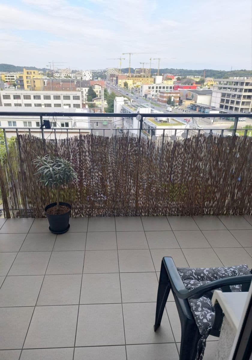 Prenájom bytu 1-izbový 39 m², Podkovářská, Praha, Praha Prenájom bytu 1-izbový 39 m², Podkovářská, Praha, Praha