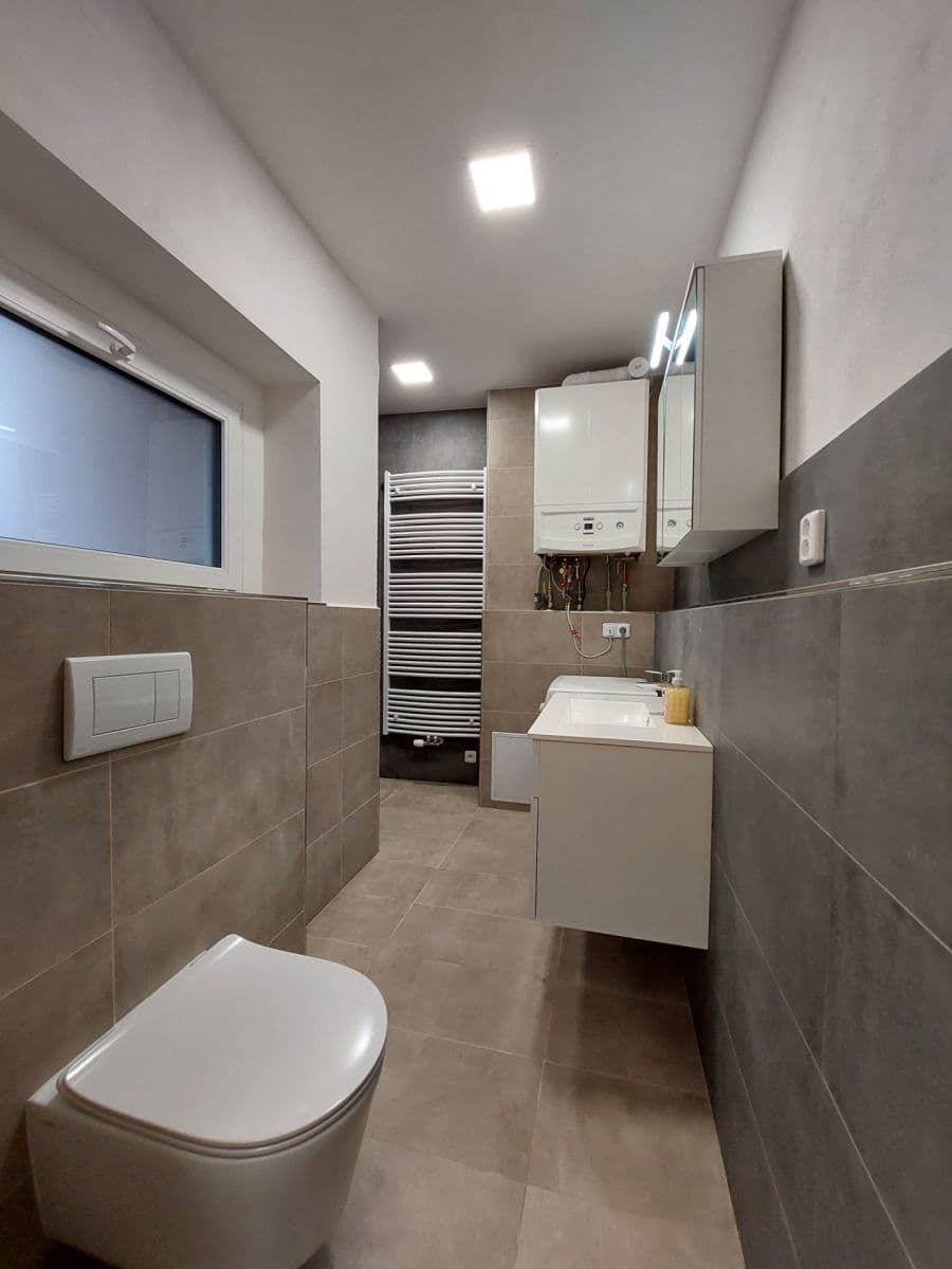 Prenájom bytu 2-izbový 63 m², třída Legií, Kralupy nad Vltavou, Středočeský kraj Prenájom bytu 2-izbový 63 m², třída Legií, Kralupy nad Vltavou, Středočeský kraj
