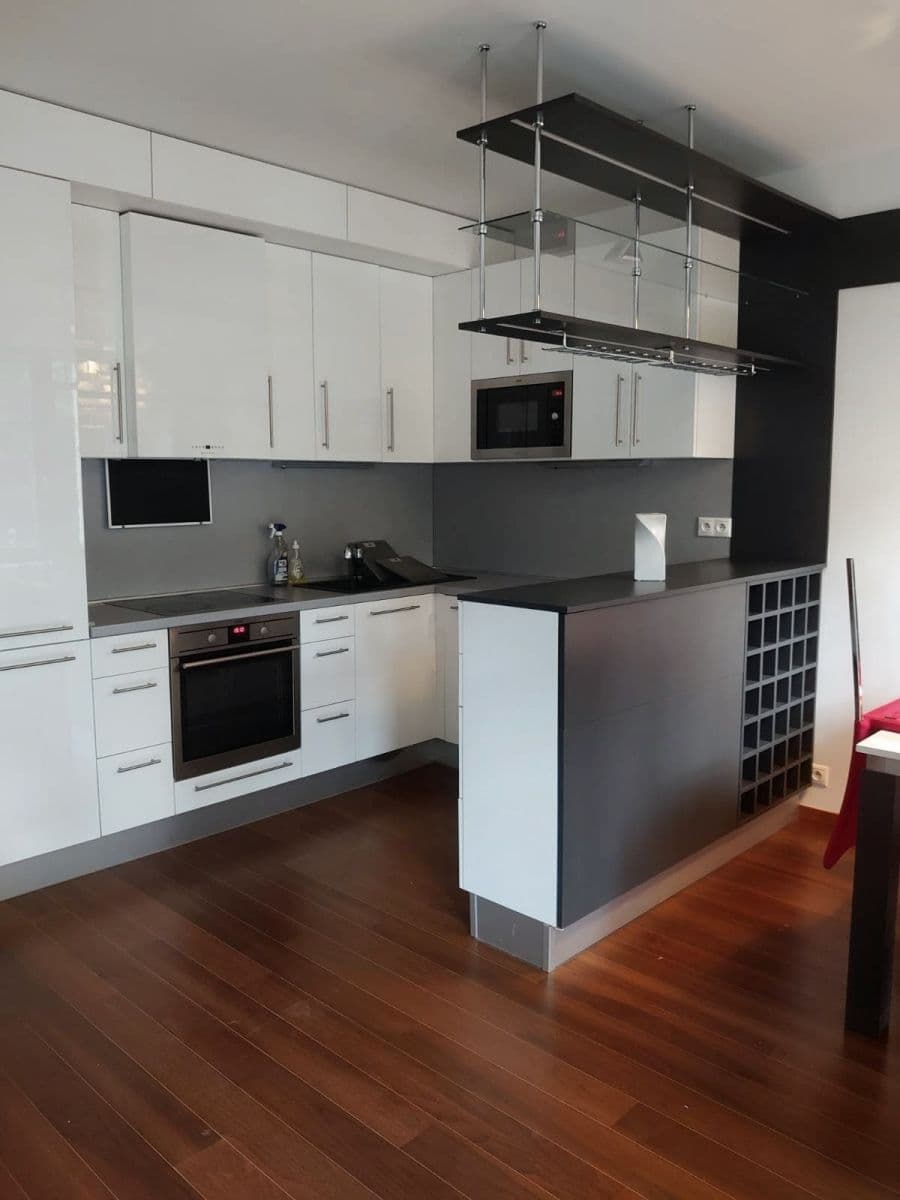 Prenájom bytu 2-izbový 50 m², Magistrů, Praha, Praha Prenájom bytu 2-izbový 50 m², Magistrů, Praha, Praha