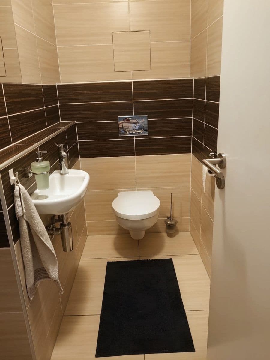 Prenájom bytu 2-izbový 50 m², Magistrů, Praha, Praha Prenájom bytu 2-izbový 50 m², Magistrů, Praha, Praha