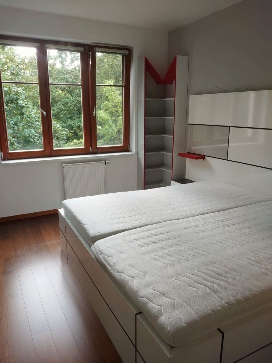 Prenájom bytu 2-izbový 50 m², Magistrů, Praha, Praha Prenájom bytu 2-izbový 50 m², Magistrů, Praha, Praha