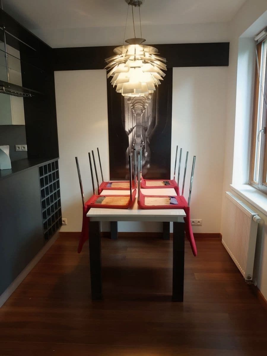 Prenájom bytu 2-izbový 50 m², Magistrů, Praha, Praha Prenájom bytu 2-izbový 50 m², Magistrů, Praha, Praha
