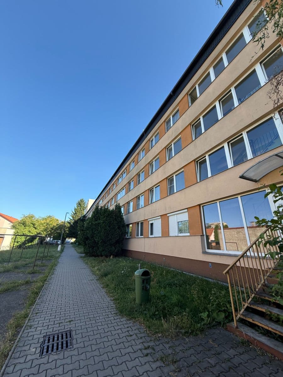 Predaj bytu 3-izbový 74 m², Za Jednotou, Neratovice, Středočeský kraj Predaj bytu 3-izbový 74 m², Za Jednotou, Neratovice, Středočeský kraj