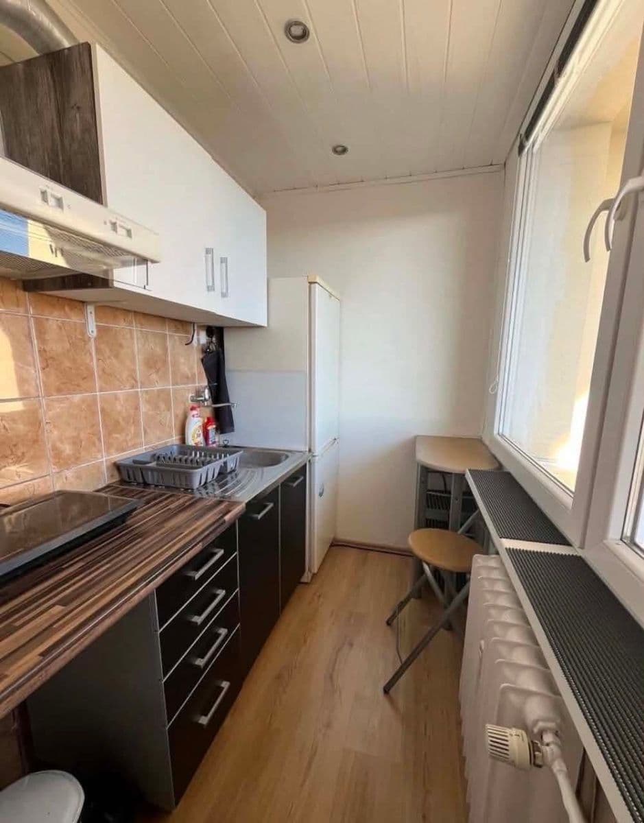 Prenájom bytu 1-izbový 32 m², Litoměřická, Praha, Praha Prenájom bytu 1-izbový 32 m², Litoměřická, Praha, Praha