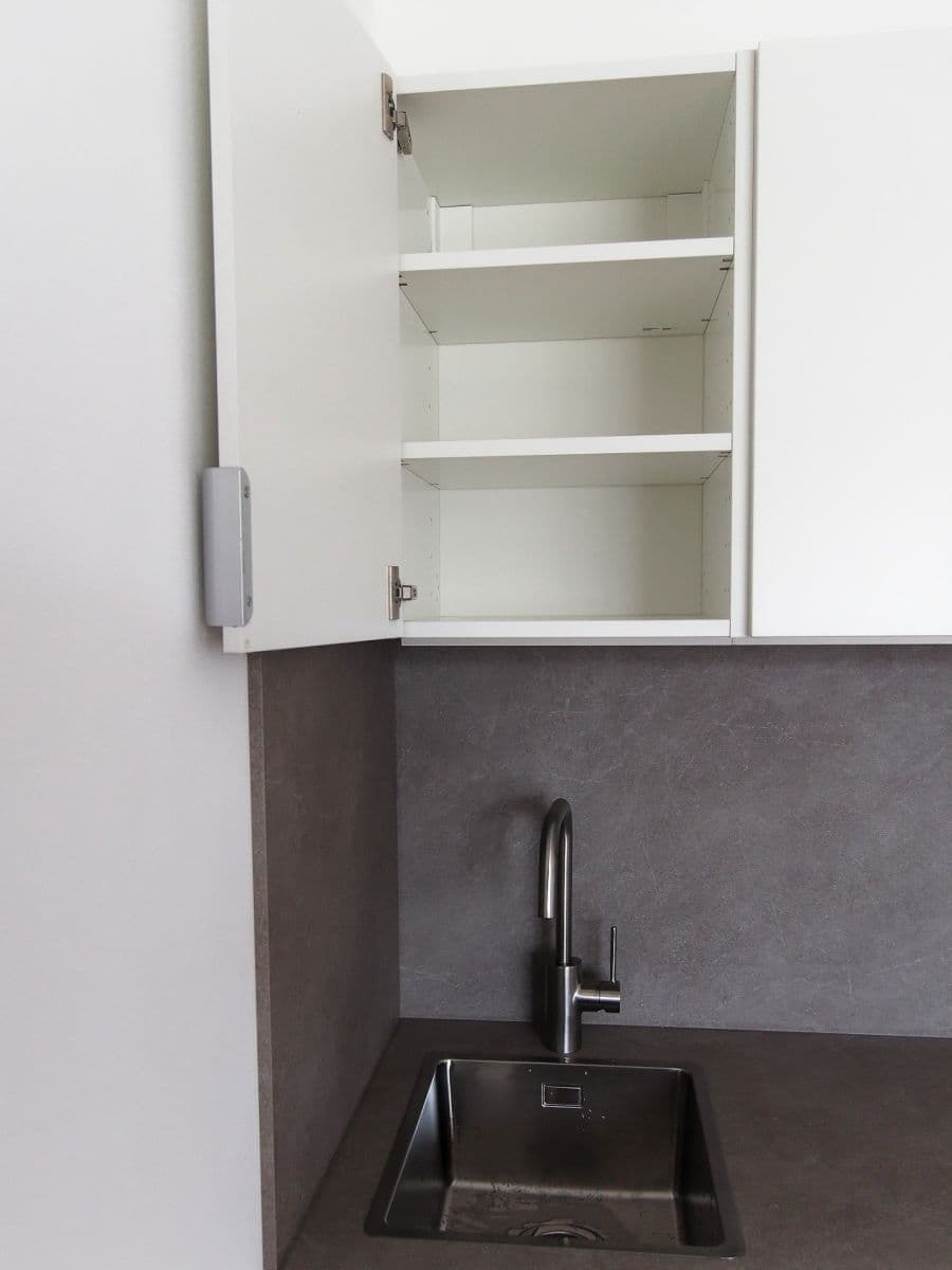 Prenájom bytu 1-izbový 30 m², Kolbenova, Praha, Praha Prenájom bytu 1-izbový 30 m², Kolbenova, Praha, Praha