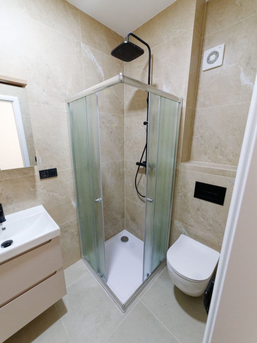 Prenájom bytu 1-izbový 30 m², Kolbenova, Praha, Praha Prenájom bytu 1-izbový 30 m², Kolbenova, Praha, Praha