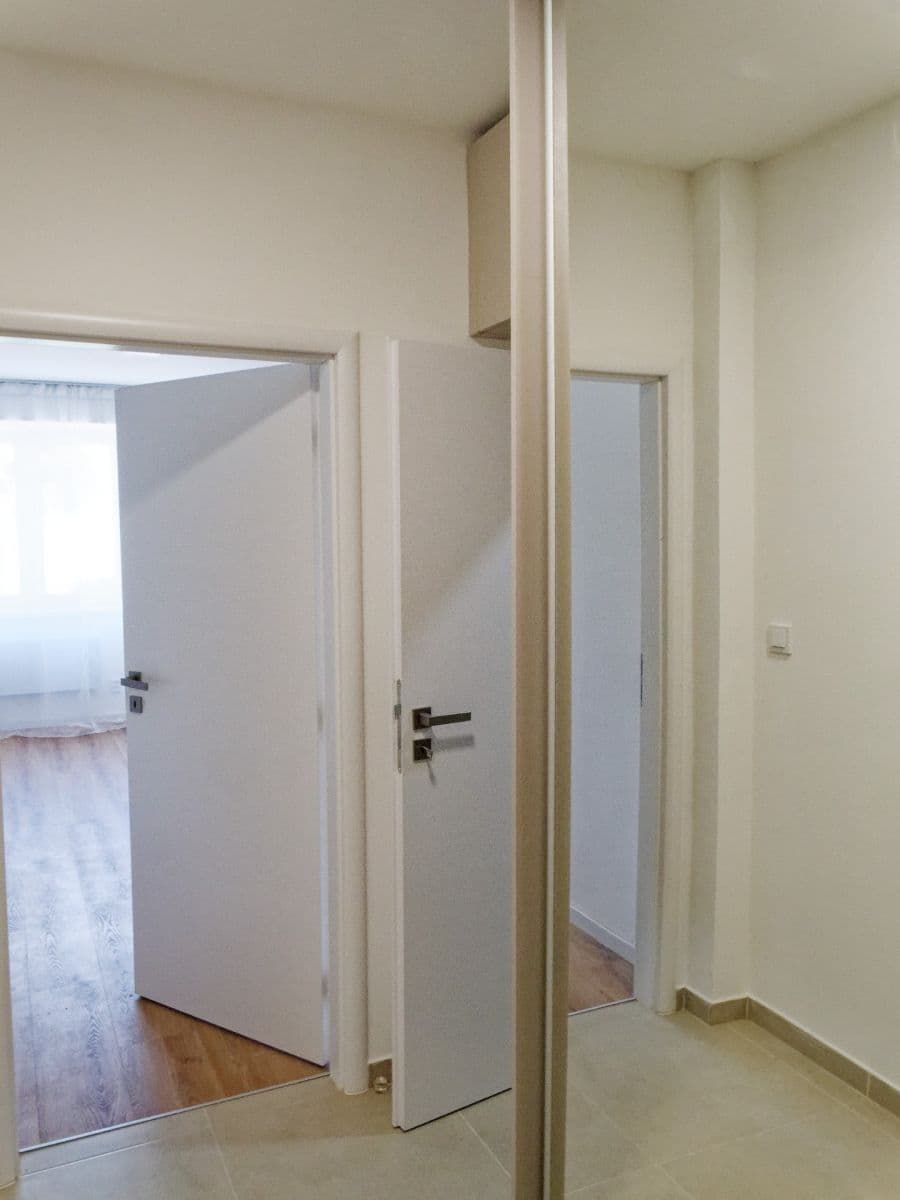 Prenájom bytu 1-izbový 30 m², Kolbenova, Praha, Praha Prenájom bytu 1-izbový 30 m², Kolbenova, Praha, Praha