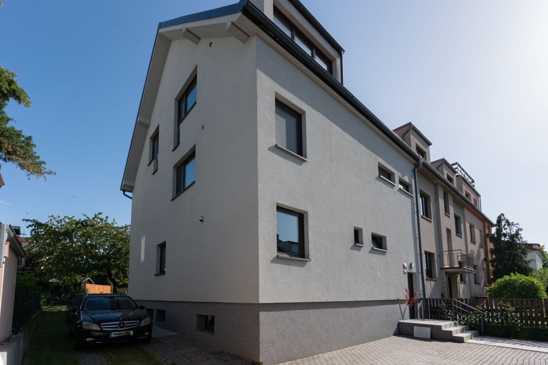 Predaj bytu 2-izbový 79 m², Vlnitá, Praha, Praha Predaj bytu 2-izbový 79 m², Vlnitá, Praha, Praha