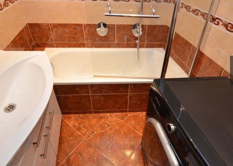 Prenájom bytu 3-izbový 76 m², Slivenecká, Praha, Praha Prenájom bytu 3-izbový 76 m², Slivenecká, Praha, Praha
