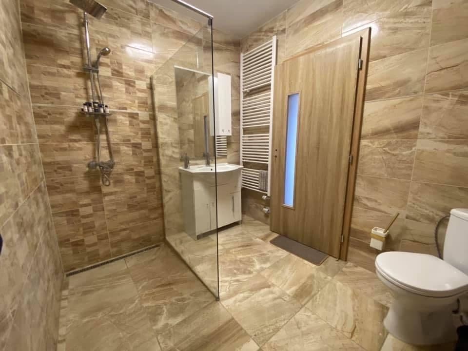 Prenájom bytu 1-izbový 45 m², Nad Hřištěm, Kněževes, Středočeský kraj Prenájom bytu 1-izbový 45 m², Nad Hřištěm, Kněževes, Středočeský kraj