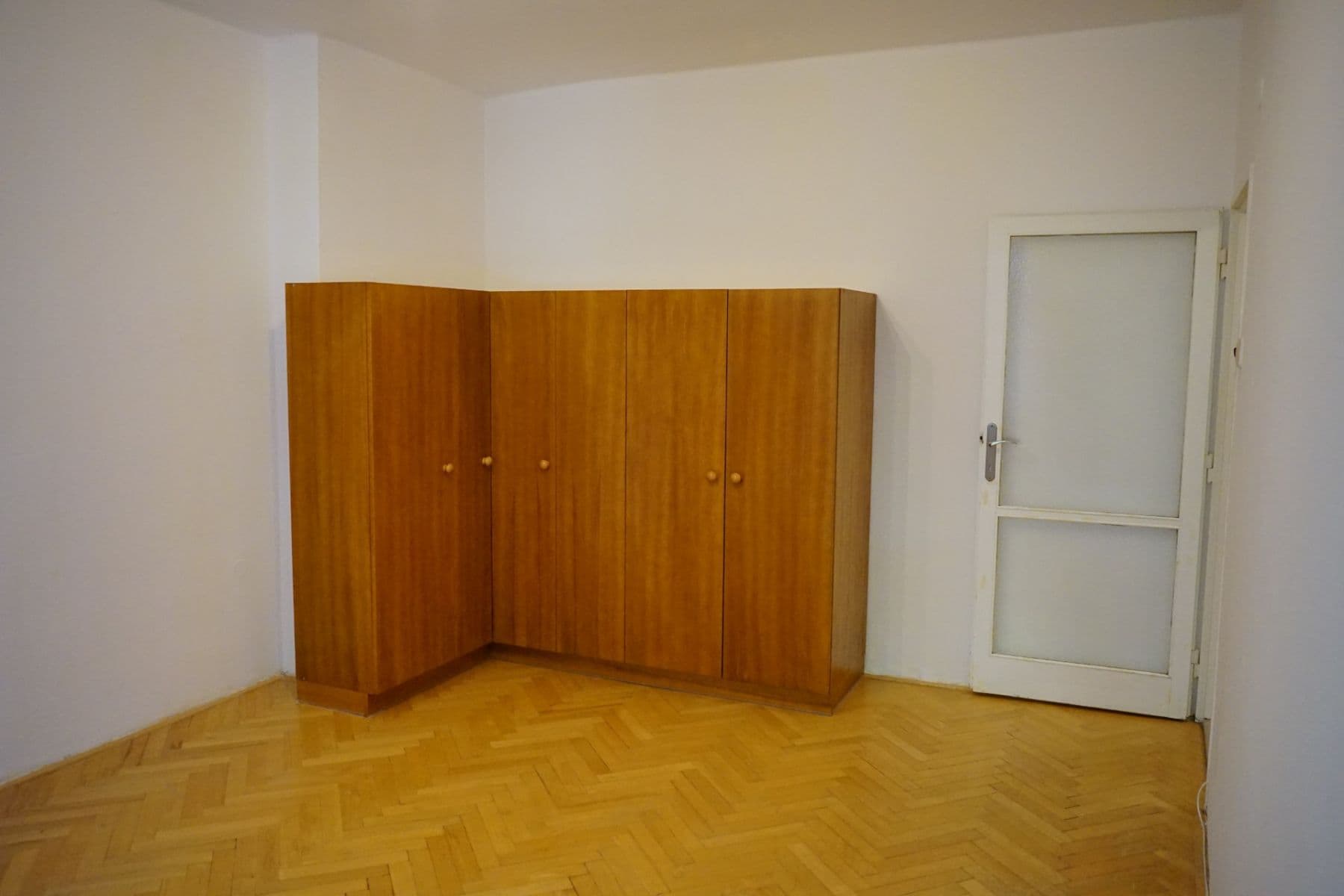 Prenájom bytu 1-izbový 39 m², tř. Míru, Olomouc, Olomoucký kraj Prenájom bytu 1-izbový 39 m², tř. Míru, Olomouc, Olomoucký kraj
