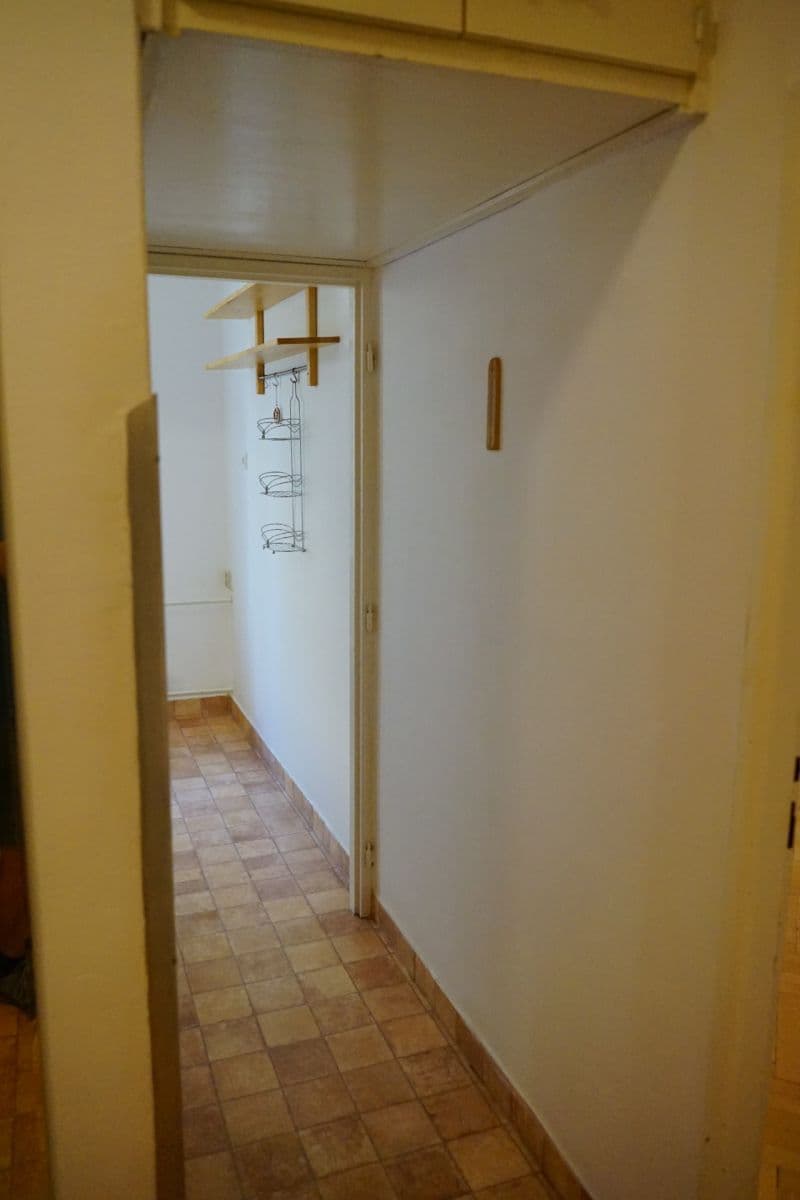 Prenájom bytu 1-izbový 39 m², tř. Míru, Olomouc, Olomoucký kraj Prenájom bytu 1-izbový 39 m², tř. Míru, Olomouc, Olomoucký kraj