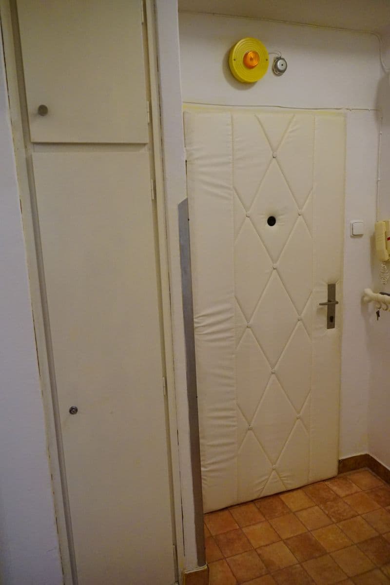 Prenájom bytu 1-izbový 39 m², tř. Míru, Olomouc, Olomoucký kraj Prenájom bytu 1-izbový 39 m², tř. Míru, Olomouc, Olomoucký kraj