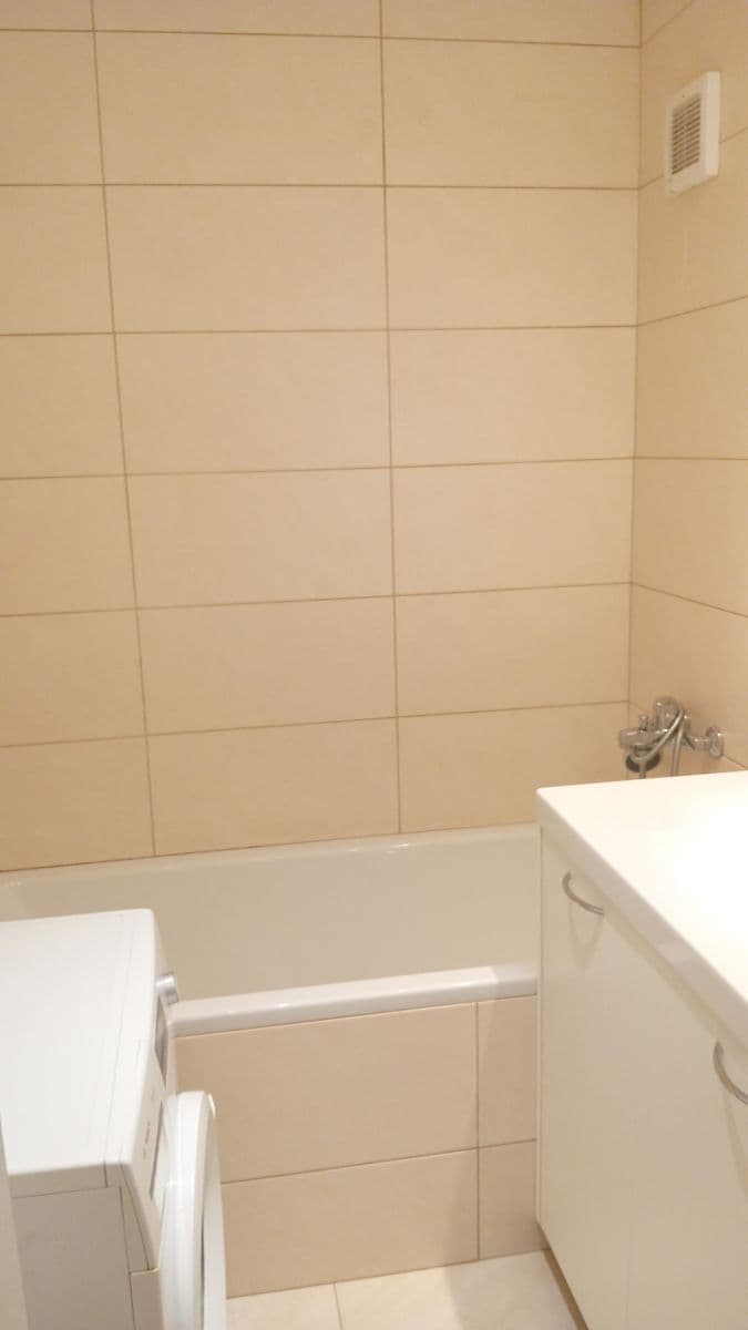 Predaj bytu 3-izbový 72 m², Hekrova, Praha, Praha Predaj bytu 3-izbový 72 m², Hekrova, Praha, Praha