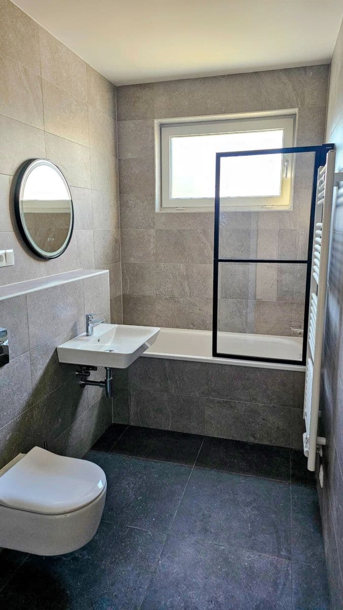 Prenájom bytu 2-izbový 53 m², Divíškové, Praha, Praha Prenájom bytu 2-izbový 53 m², Divíškové, Praha, Praha