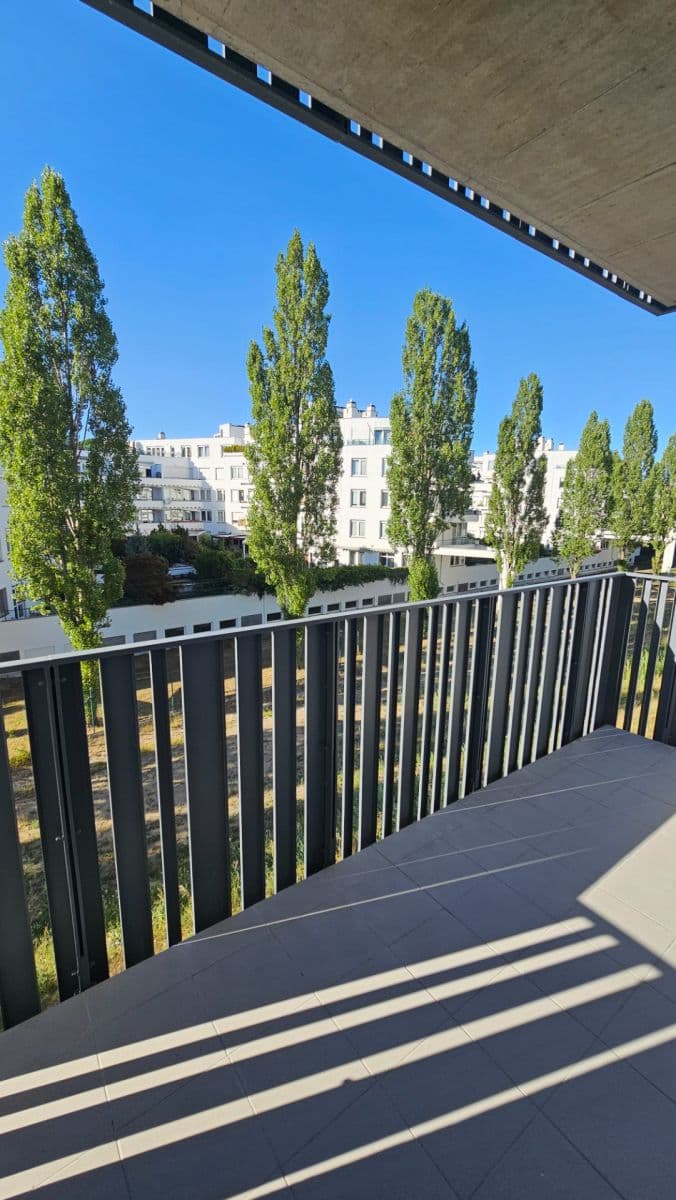 Prenájom bytu 2-izbový 53 m², Divíškové, Praha, Praha Prenájom bytu 2-izbový 53 m², Divíškové, Praha, Praha