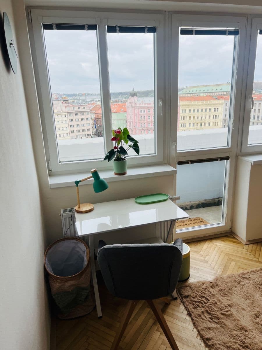 Prenájom bytu 2-izbový 15 m², Ke Štvanici, Praha, Praha Prenájom bytu 2-izbový 15 m², Ke Štvanici, Praha, Praha