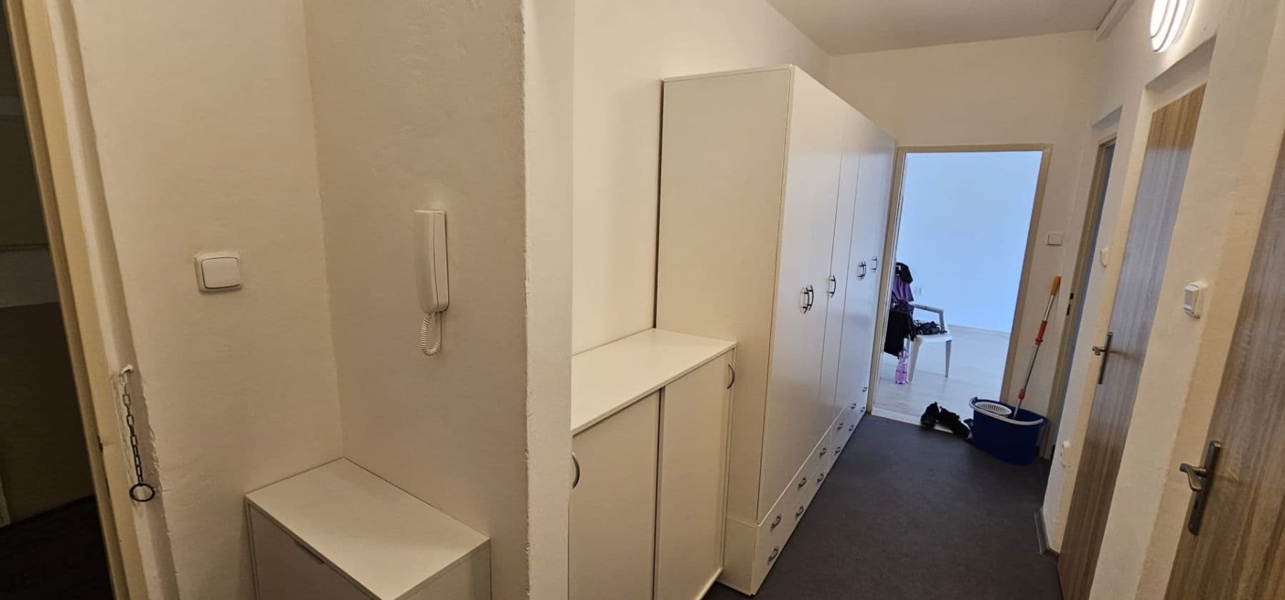 Prenájom bytu 2-izbový 54 m², Hněvotínská, Olomouc, Olomoucký kraj Prenájom bytu 2-izbový 54 m², Hněvotínská, Olomouc, Olomoucký kraj