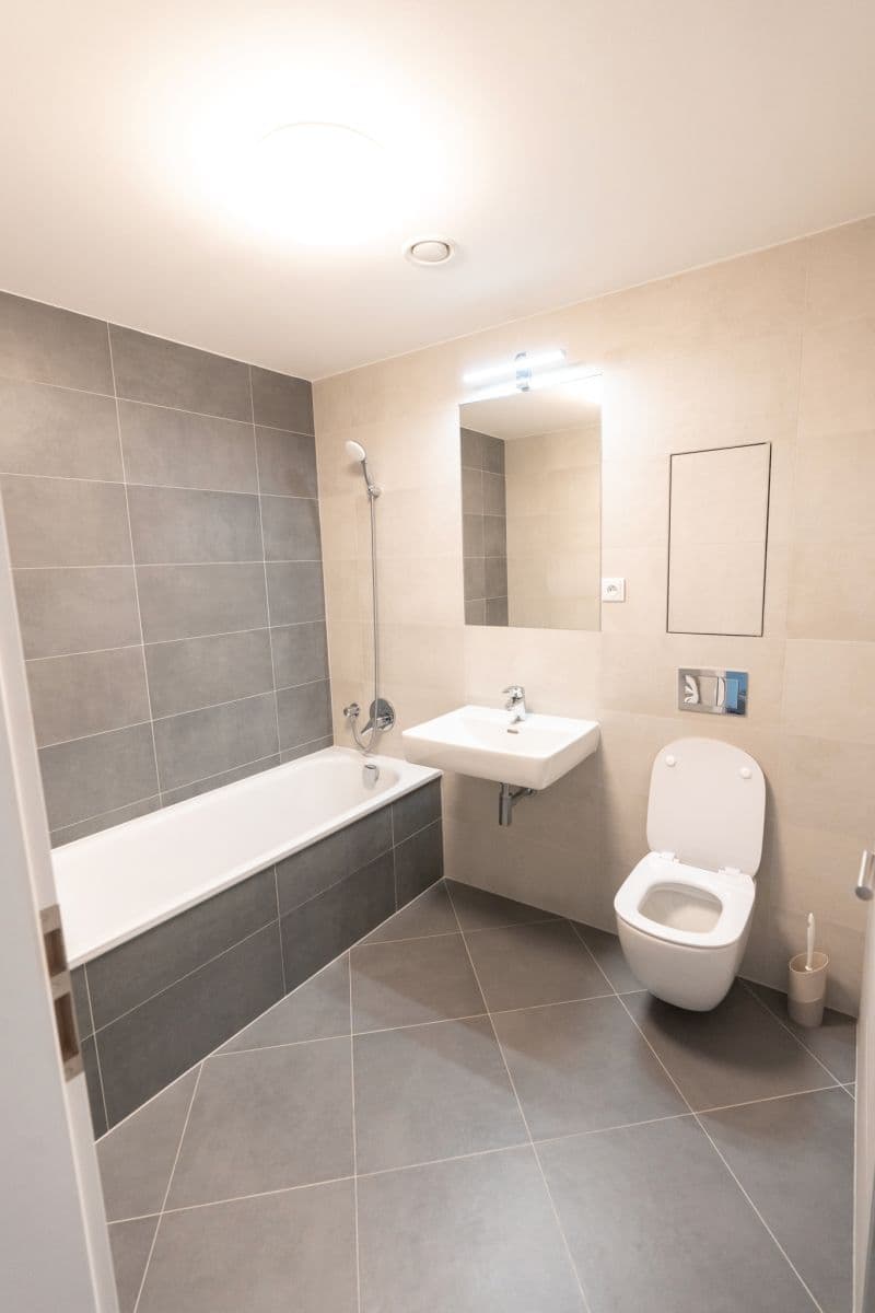 Prenájom bytu 2-izbový 52 m², Jankovcova, Praha, Praha Prenájom bytu 2-izbový 52 m², Jankovcova, Praha, Praha