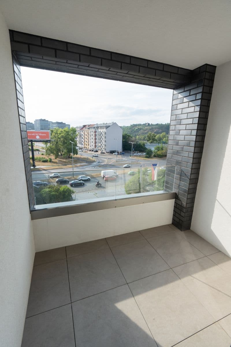 Prenájom bytu 2-izbový 52 m², Jankovcova, Praha, Praha Prenájom bytu 2-izbový 52 m², Jankovcova, Praha, Praha