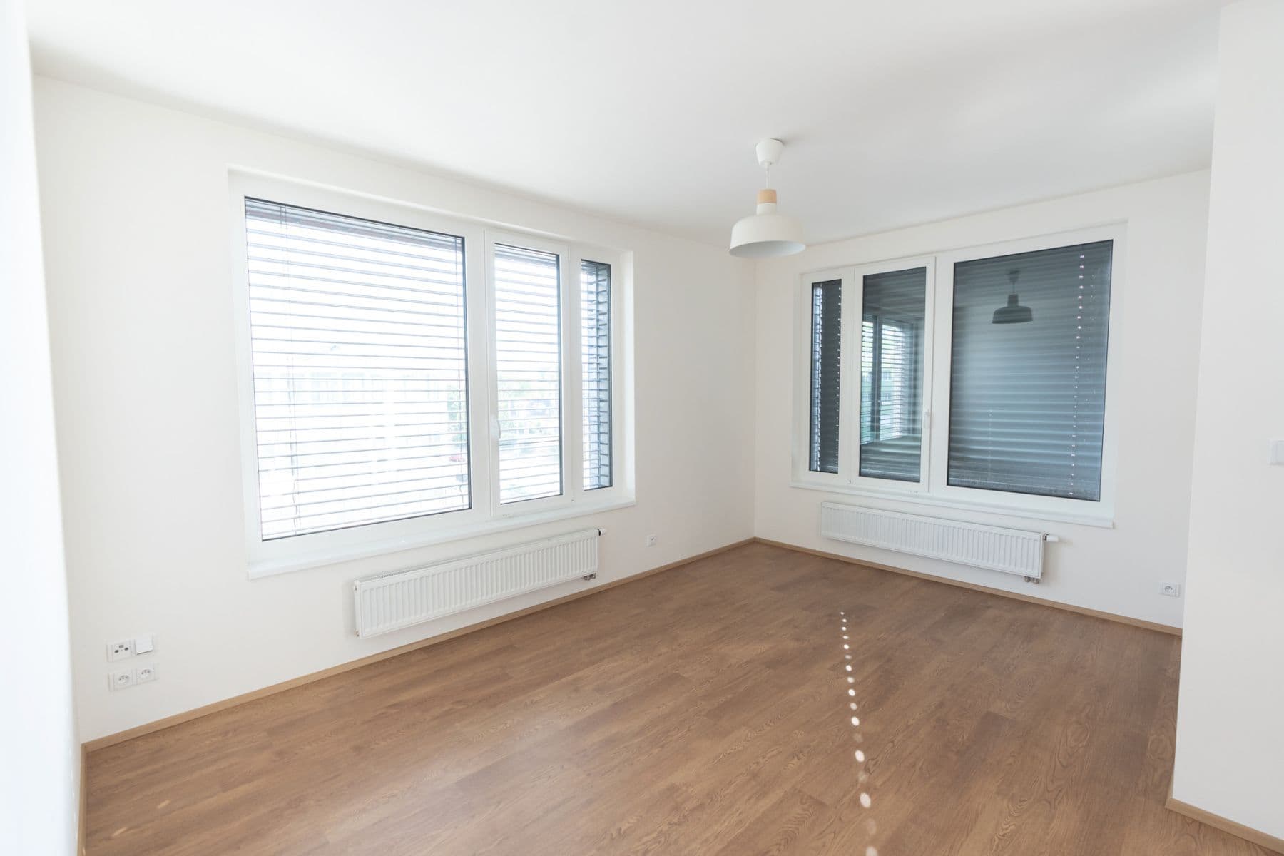 Prenájom bytu 2-izbový 52 m², Jankovcova, Praha, Praha Prenájom bytu 2-izbový 52 m², Jankovcova, Praha, Praha