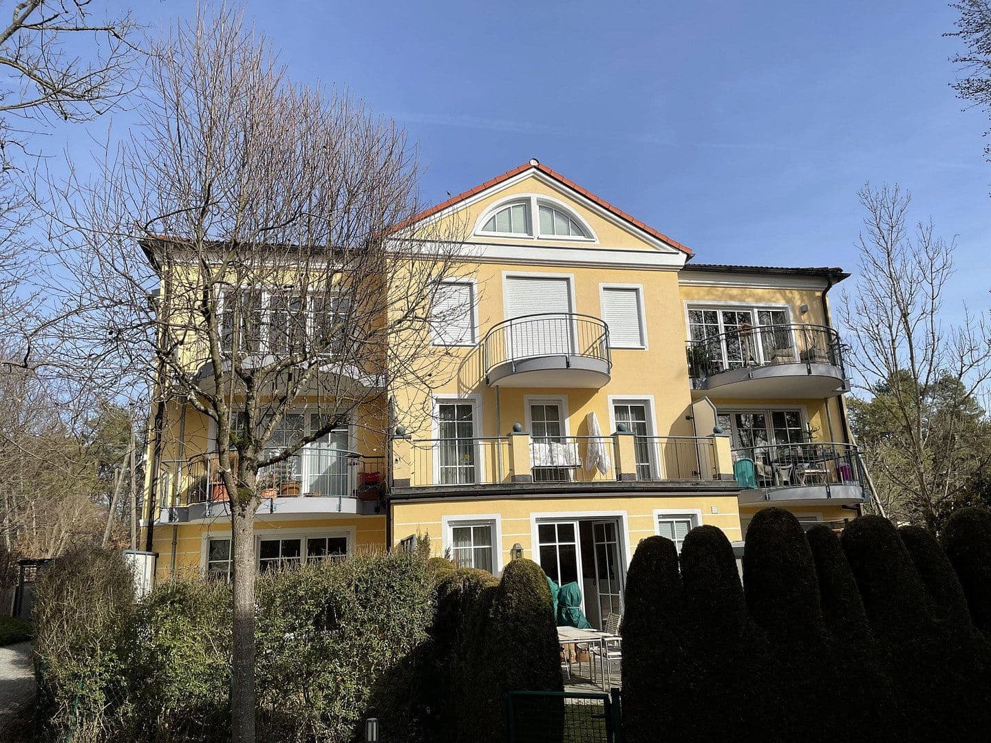 Prenájom bytu 2-izbový 71 m², München, Bavorsko Prenájom bytu 2-izbový 71 m², München, Bavorsko