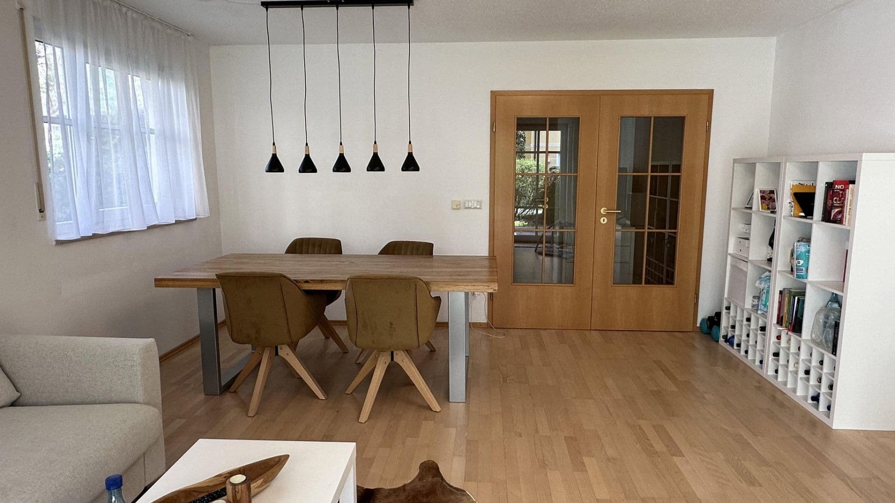 Prenájom bytu 2-izbový 71 m², München, Bavorsko Prenájom bytu 2-izbový 71 m², München, Bavorsko