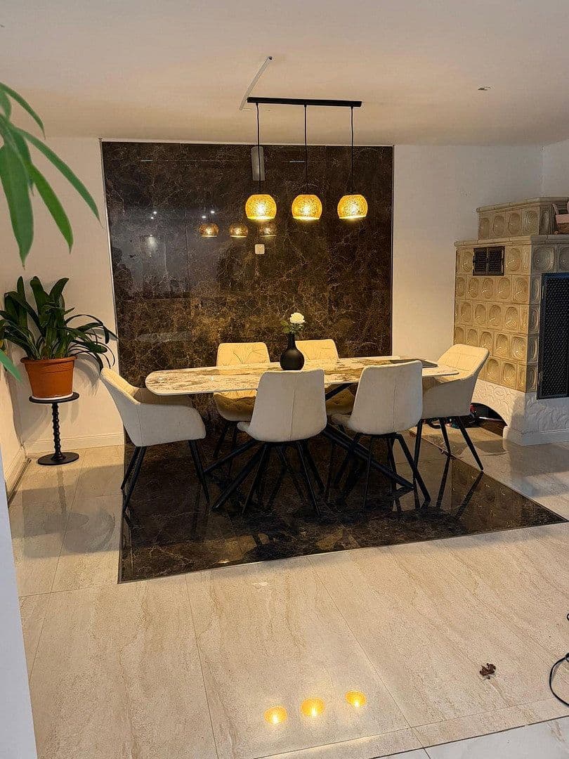Predaj bytu 6-izbový 204 m², Unitasstr., 36, Euskirchen, Severné Porýnie - Westfálsko Predaj bytu 6-izbový 204 m², Unitasstr., 36, Euskirchen, Severné Porýnie - Westfálsko