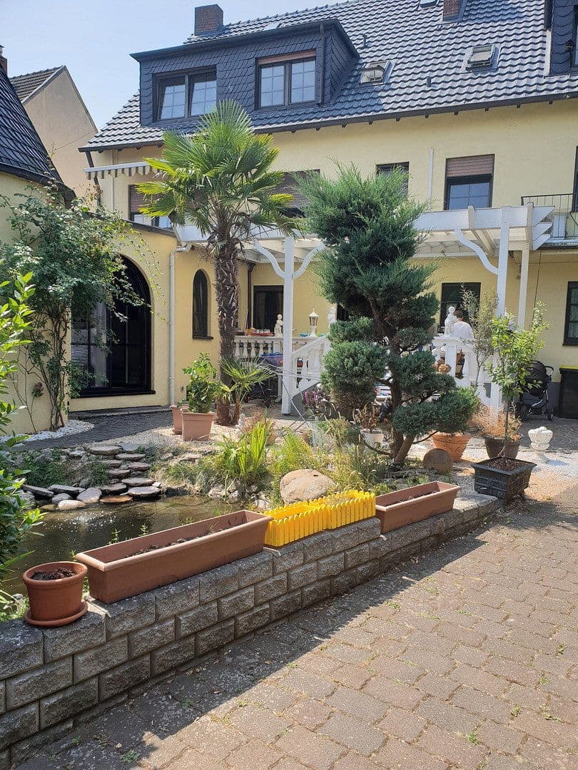 Predaj bytu 6-izbový 204 m², Unitasstr., 36, Euskirchen, Severné Porýnie - Westfálsko Predaj bytu 6-izbový 204 m², Unitasstr., 36, Euskirchen, Severné Porýnie - Westfálsko